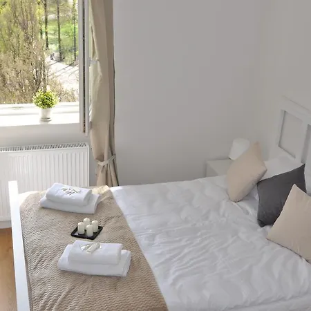 Apartament White