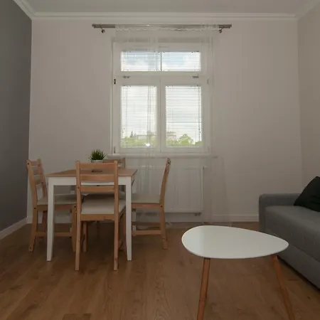 Apartment White *