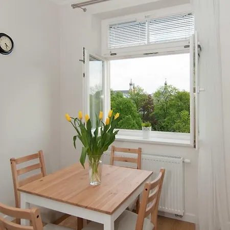 Apartment White *